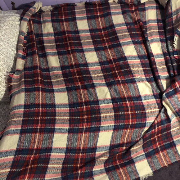 Plaid Blanket Scarf - Picture 3 of 3